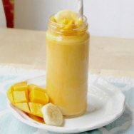 How to Make Mango Lassi Indian Style