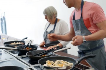 Team Challenge Asian Food Truck Cooking