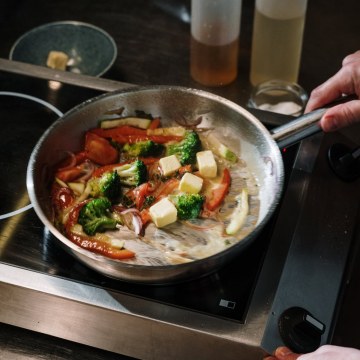 How To Chose Wok & Pan Guide