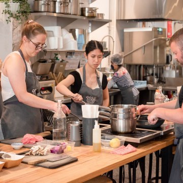 How to Organize Cooking Class Team Building to Stir Up Success