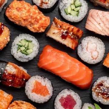 Discover Techniques of a Sushi Chef with Sushi Cooking Class