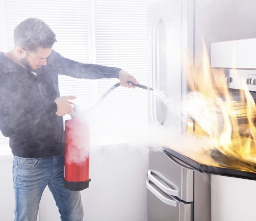 6 Kitchen Safety Do's And Don'ts