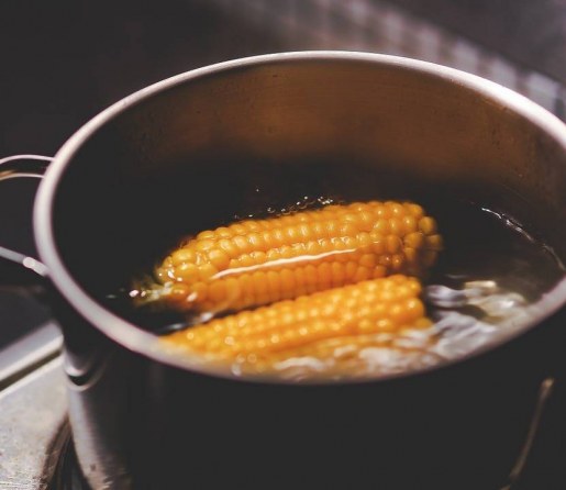 Simmering, Blanching & Boiling - What's The Difference? 