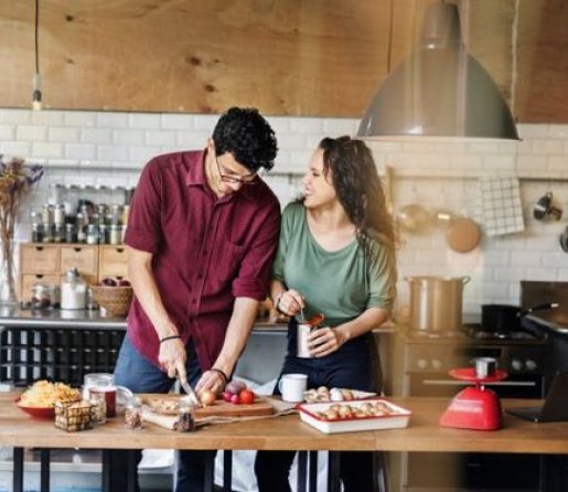 How to Plan the Perfect Valentine’s Day with a Cooking Class
