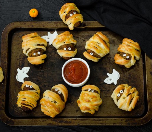 Halloween Menu for 2024: Spooktacular Ideas for a Frightfully Fun Feast