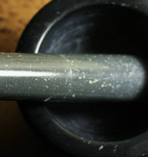 The Benefits Of Using A Mortar & Pestle