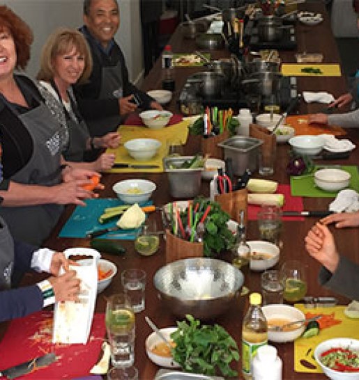 Team Building Cooking Class: A Great Way to Enhance Team Bonding
