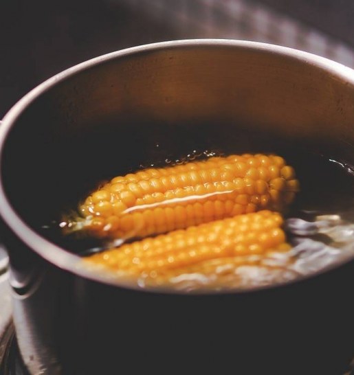 Simmering, Blanching & Boiling - What's The Difference? 