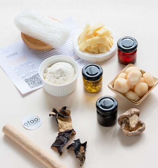 Culinary Journeys: Exploring Global Flavors with Curated Hampers